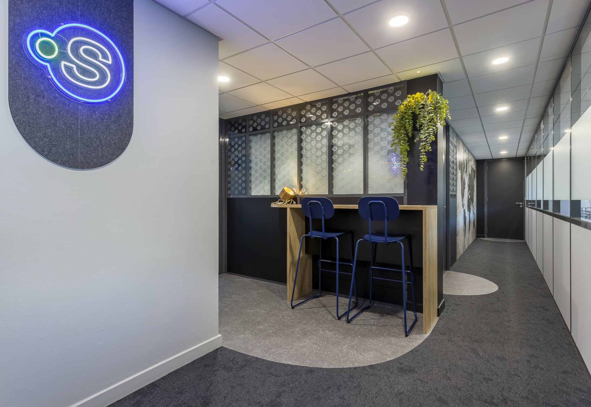 OfficeConcept – POint S II – Couloirs – BD III -1