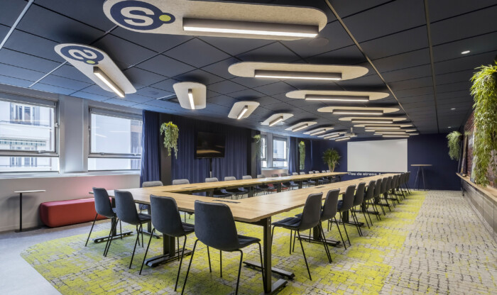 OfficeConcept – POint S II – Salle Réunion – BD III -4